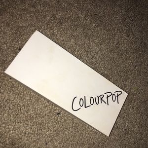 Color pop low key pallet